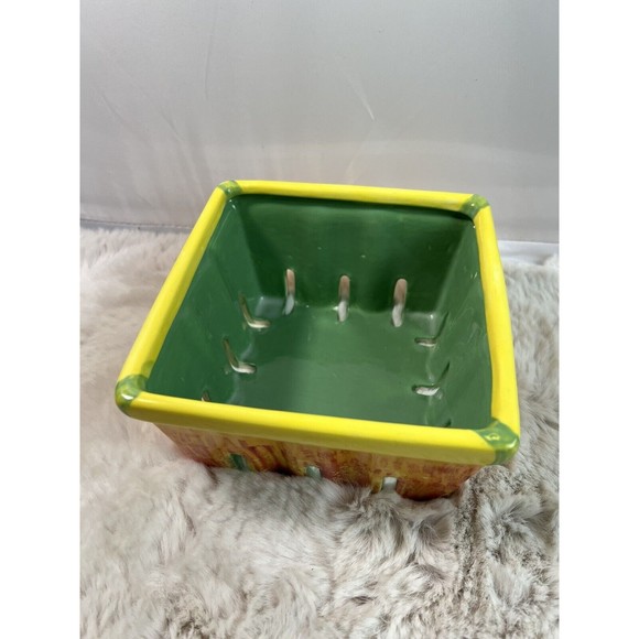 Berry / Biscuit Basket -Mint green blue ‎ Ceramic container dish vintage style - Picture 1 of 6